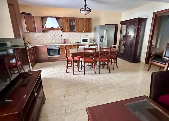 House Into A Paradise Of Kefalos